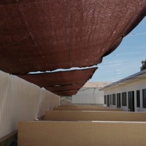 Cs pide al Ayuntamiento de Niebla que asuma su responsabilidad e instale toldos dignos para proteger del sol a los alumnos del San Walabonso